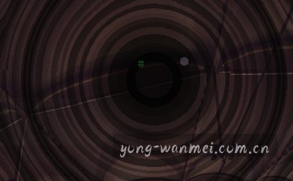 实时比分牌红绿数字跳动,球员球衣汗水浸透。